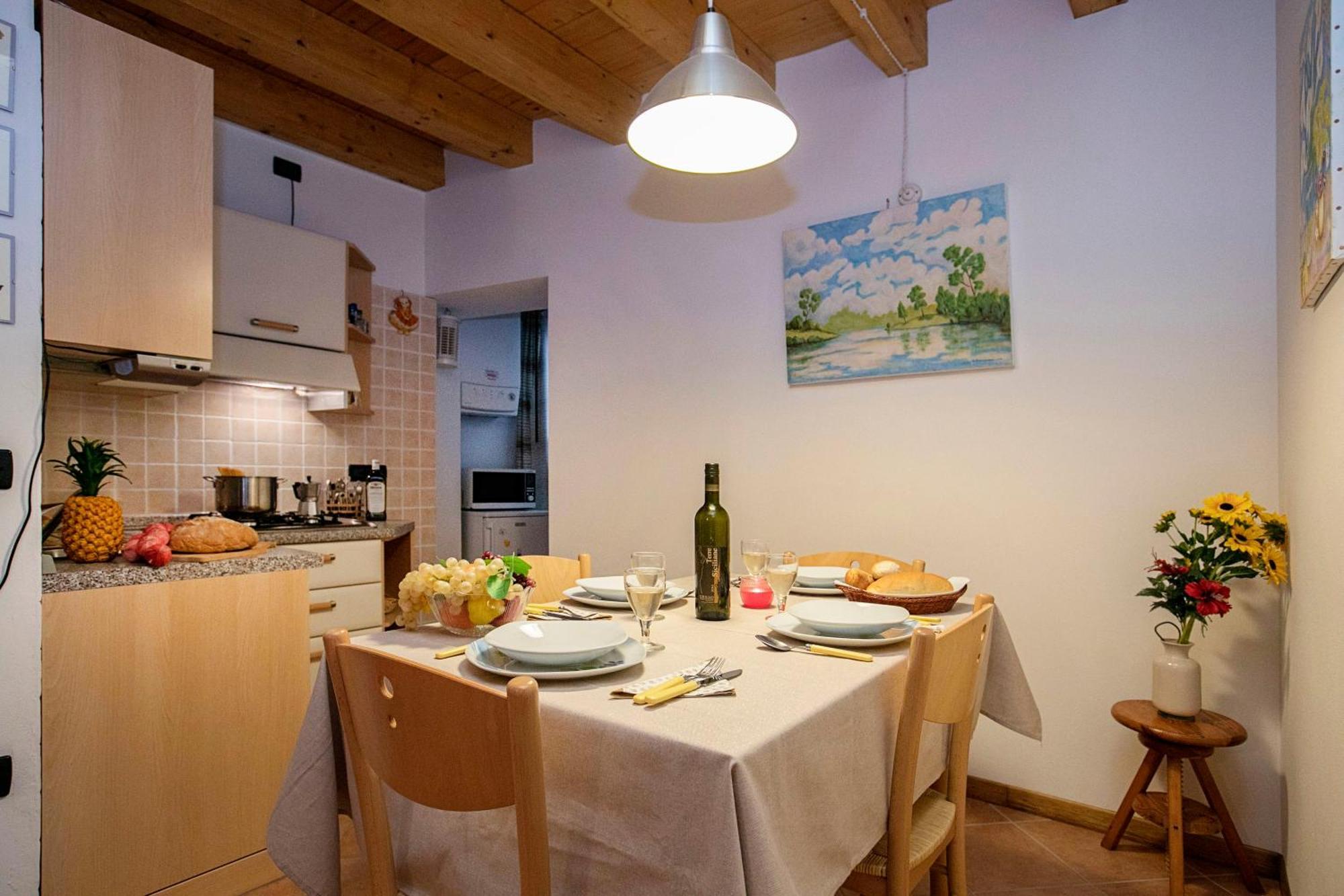 Appartamento Centro Storico Riva - Happy Rentals Exterior foto